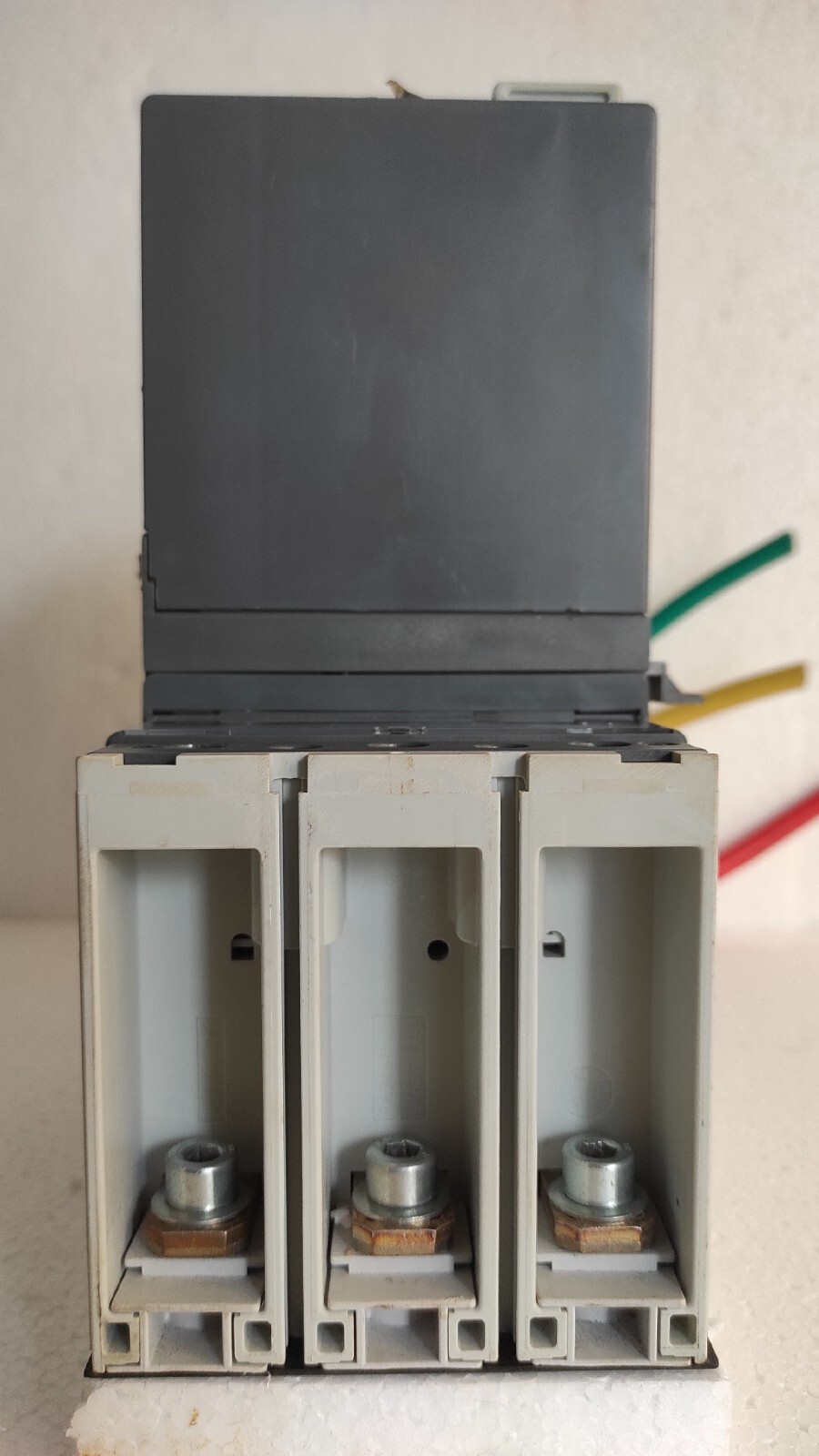 admin/uploads/uploads/ABB Sace Tmax 1sda054974r1 - 1SDA054974R1 1600 AMP Max MCCB_4.webp